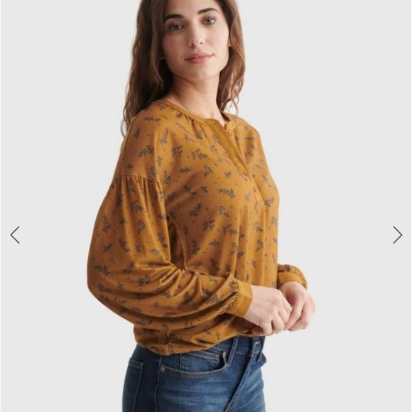 Lucky Brand Button-Accented V-Neck Top in Golden Brown Multi - Picture 3 of 5